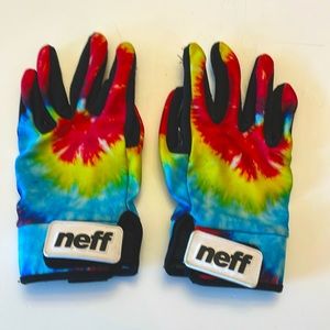 Men’s medium Neff chameleon snowboard gloves